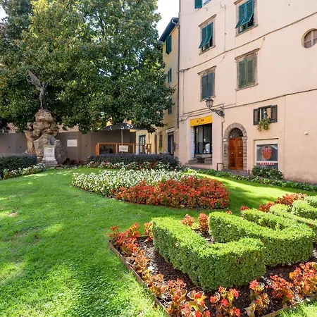 Appartement Piazza Napoleone Lovely